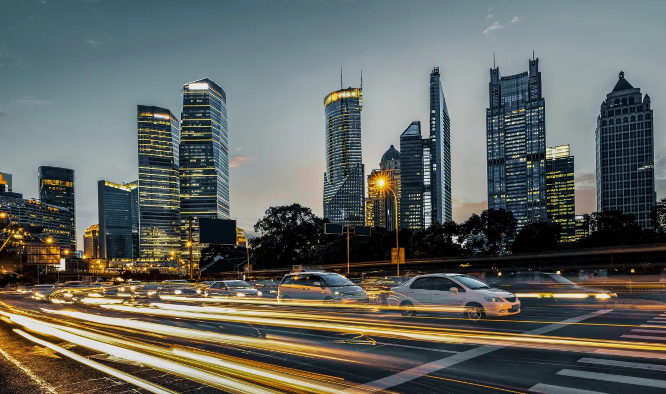 佛瑞亚公布2025年第一季度业绩